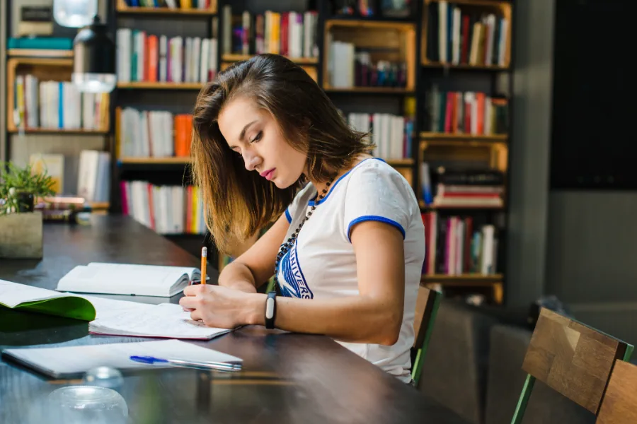 IB Fizik Özel Ders Sadece Sizin Eksiklerinize ve İlerlemenize Göre Şekilleniyor